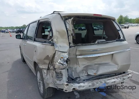 2015 Chrysler Town & Country Touring-L from USA, damaged, VIN 2C4RC1CG8FR755084